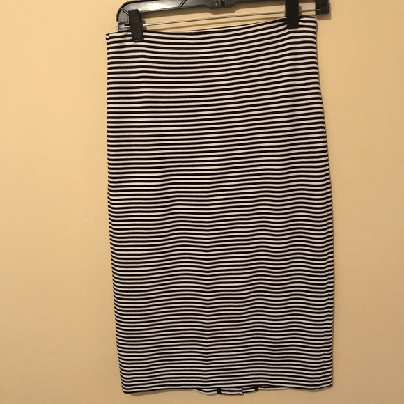 Banana Republic Stripe Pencil Skirt - Picture 2 of 7